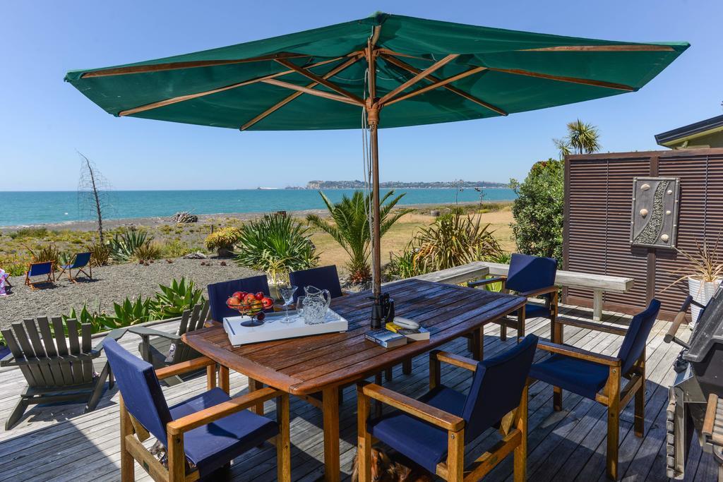 Absolute Beachfront B&B Napier Extérieur photo